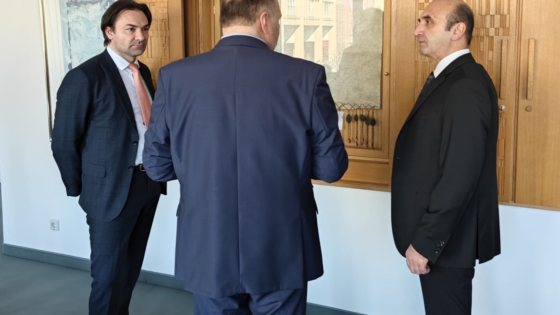 Turkish Labour and Social Security Attaché in Cologne visited H. Peter Wollseifer, President of the Cologne Chamber of Craftsmen and Dr Werdel, General Manager.
