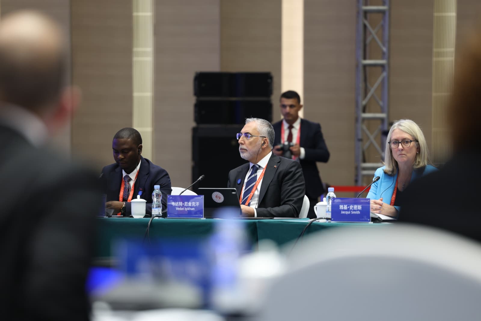 Çalışma ve Sosyal Güvenlik Bakanı Prof. Dr. Vedat Işıkhan, “2026 Dünya Beceriler Zirvesi Bakanlar Toplantısı”na katılmak ve çeşitli temaslarda bulunmak üzere Çin Şanhay’a gitti.
