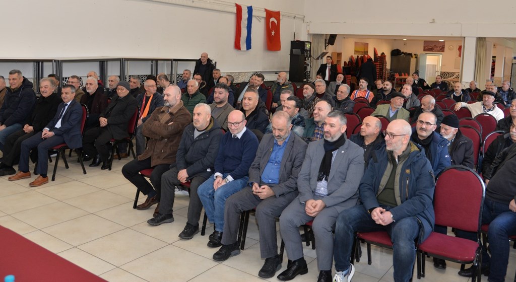 The citizen meeting, which was attended by our Ambassador of the Republic of Türkiye to The Hague, Mr Selçuk ÜNAL, took place on 24.02.2024 at the Türkiyem HDV Mosque in Arnhem.