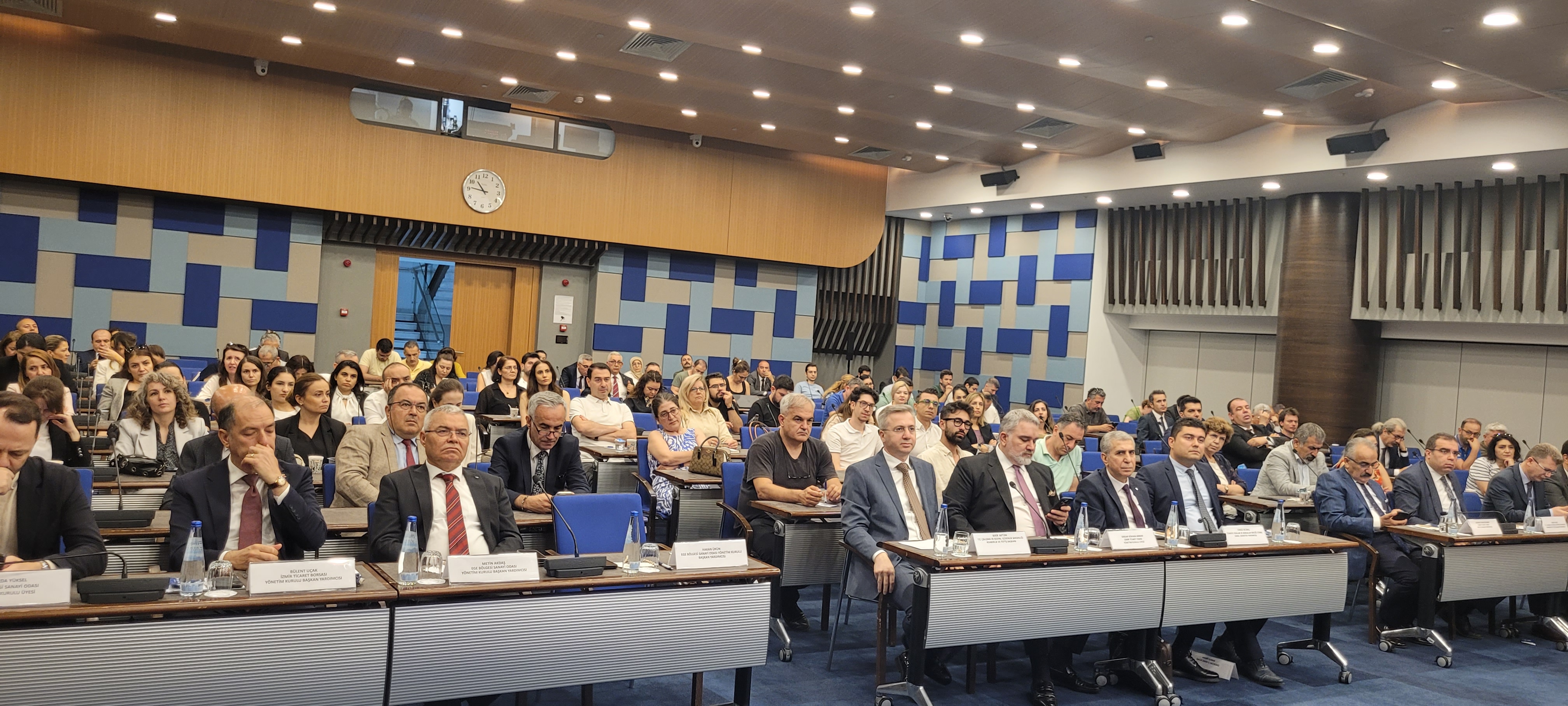 İzmir Ticaret Odası,  Ege Bölgesi Sanayi Odası ve İzmir Ticaret Borsası işbirliği ile Bilgilendirme Toplantısı Gerçekleştirildi