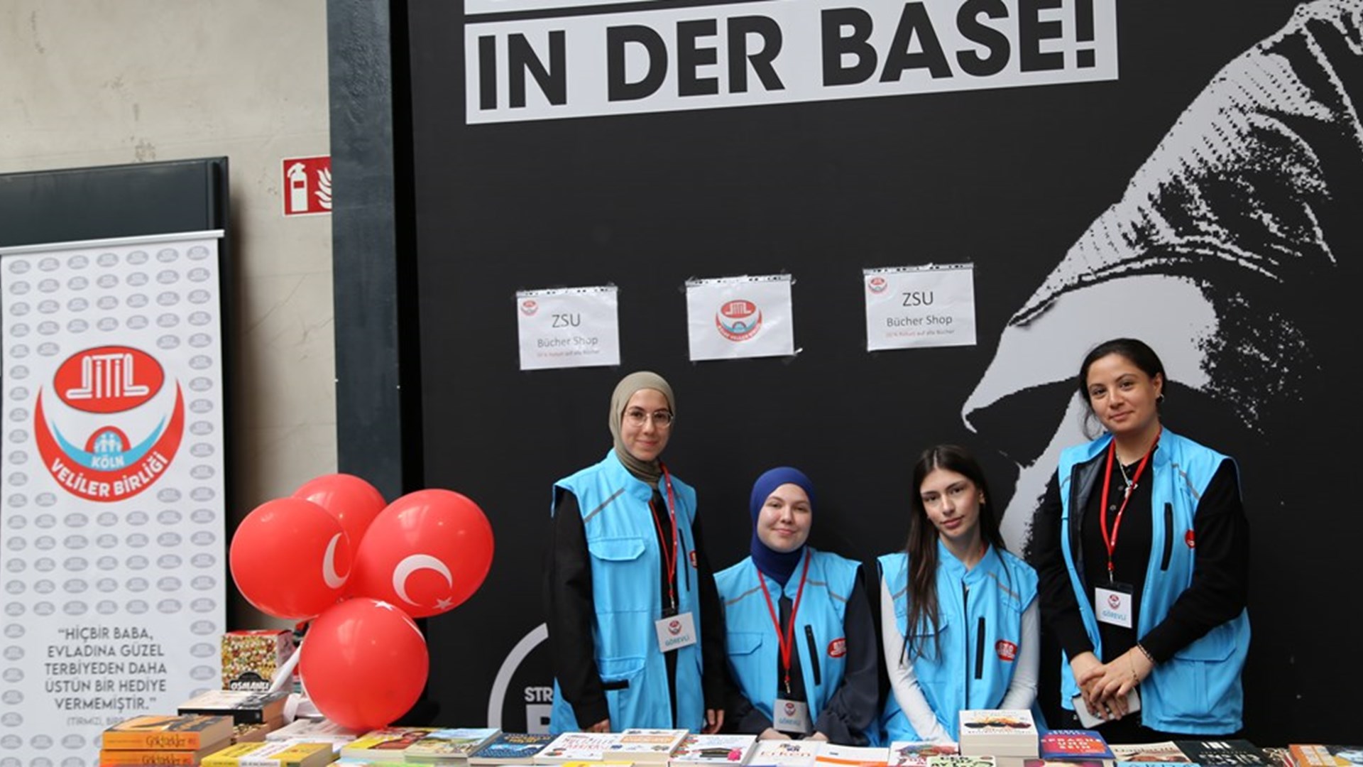 Köln Çalışma ve Sosyal Güvenlik Ataşeliğimizin T.C. Köln Başkonsolosluğunun himayesinde DİTİB Köln Bölge Veliler Birliği ile birlikte çeşitli etkinliklerle gerçekleştirdiği “19 Mayıs Atatürk’ü anma Gençlik ve Spor Bayramı” büyük bir coşkuyla kutlandı.