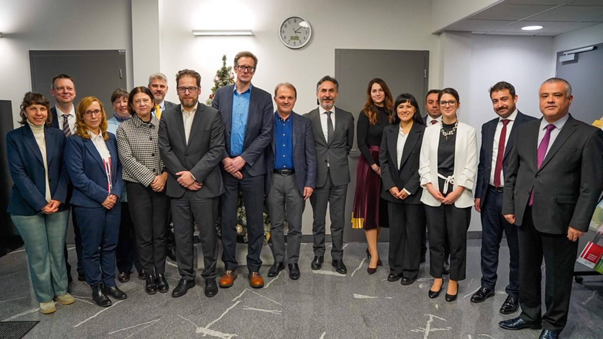 The second round of negotiations for concluding a Social Security agreement between our country and Slovenia was conducted in Ljubljana, capital city of Slovenia, on 25-29 November 2024.