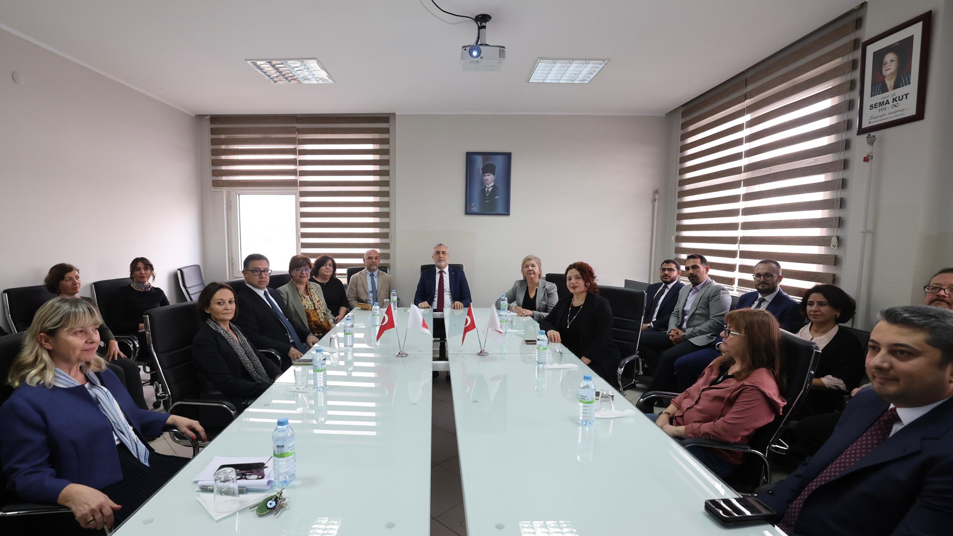 Bakan Işıkhan, Hacettepe Üniversitesi Öğrencileri ile Buluştu