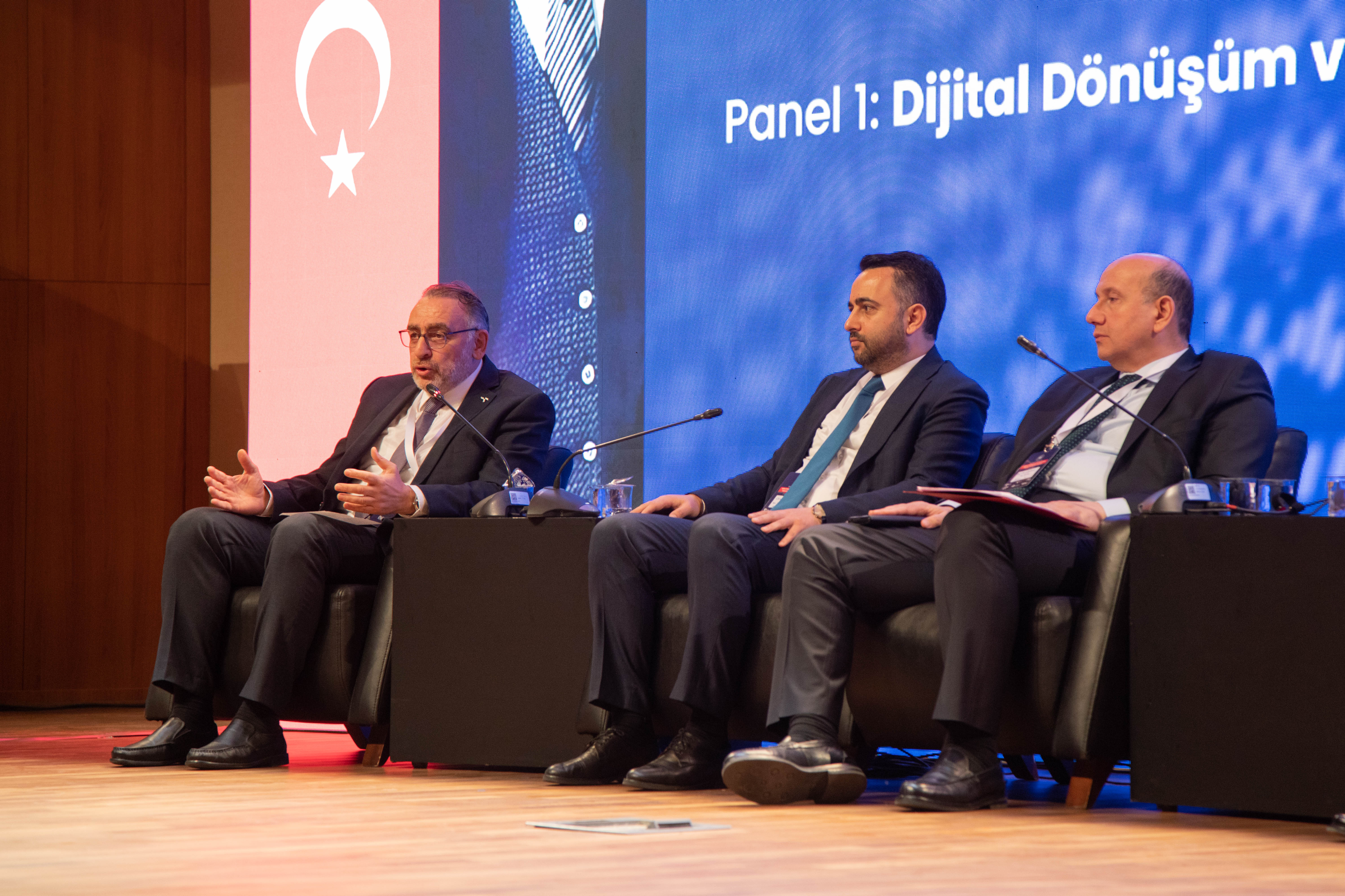 Bakan Işıkhan, Çalışma Hayatında Dijital Dönüşüm ve Geleceğin Dijital Meslekleri Zirvesi’ne Katıldı