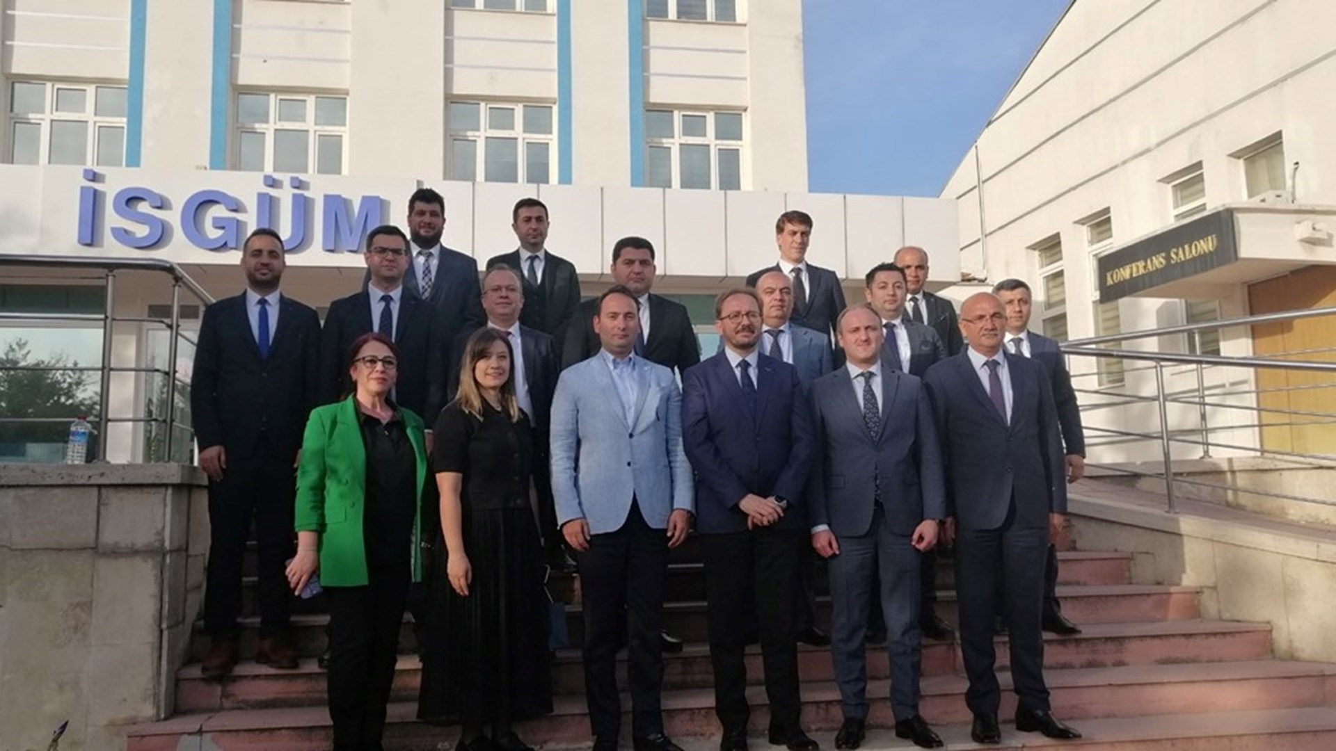 Azerbaycan Çalışma ve Halkın Sosyal Koruması Bakanlığı, Devlet İş Teftiş Kurumu ve Azerbaycan Sendikalar Konfederasyonunun temsilcilerinden oluşan bir heyet, Bakanlığımıza bir çalışma ziyareti gerçekleştirmiştir.