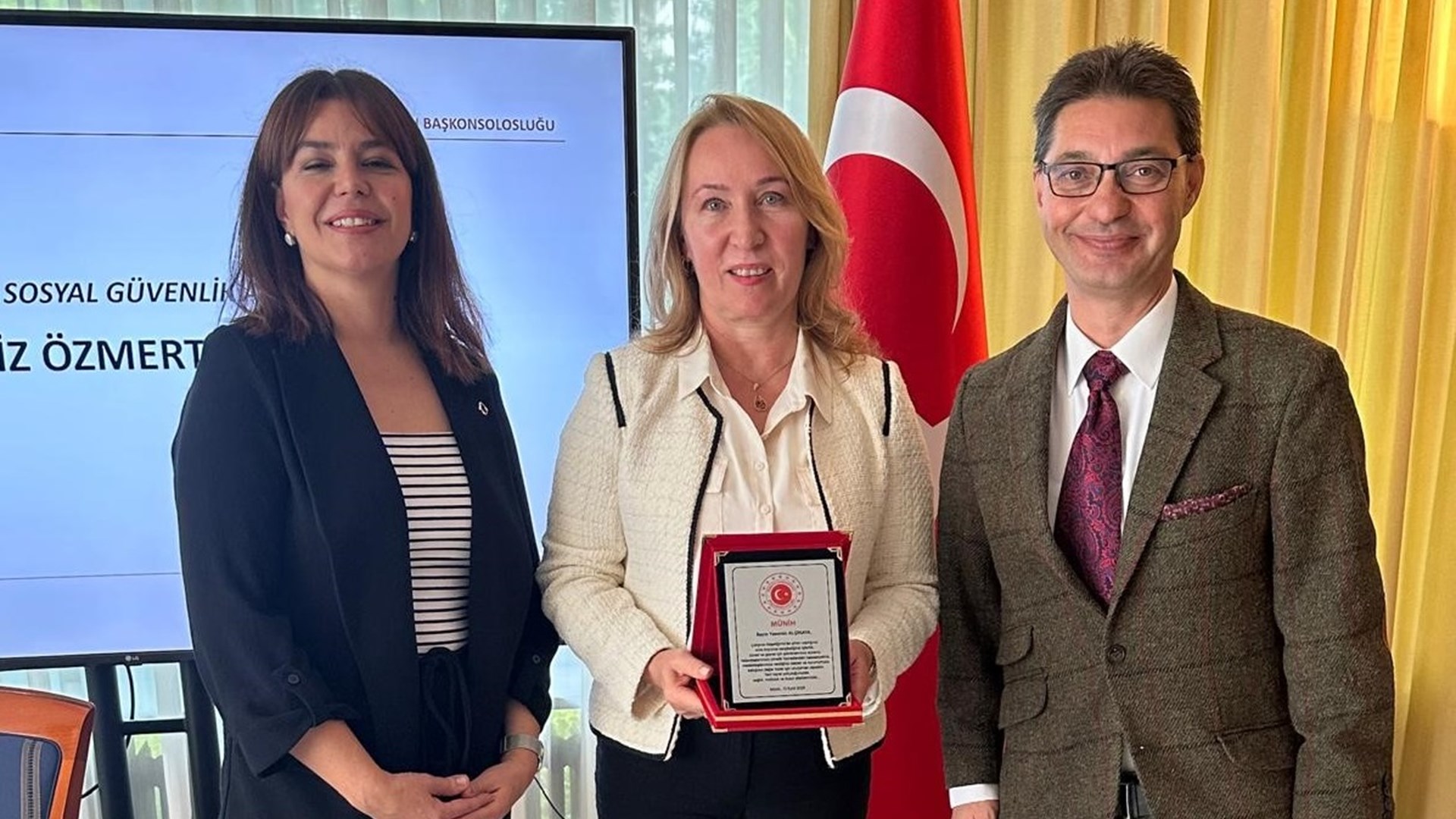 Münih'te Sivil Toplum Kuruluşlarıyla Eşgüdüm ve Bilgilendirme Toplantısı Gerçekleştirildi