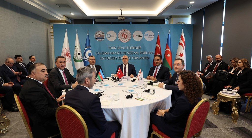 Within the framework of the ‘International Conference on Labour Life and Social Protection in Turkic States’ to be organised by the Ministry of Labour and Social Security, a Round Table Meeting titled ‘Social Protection, Working Life and Social Services’ was held under the chairmanship of Minister of Labour and Social Security Prof. Dr. Vedat Işıkhan.