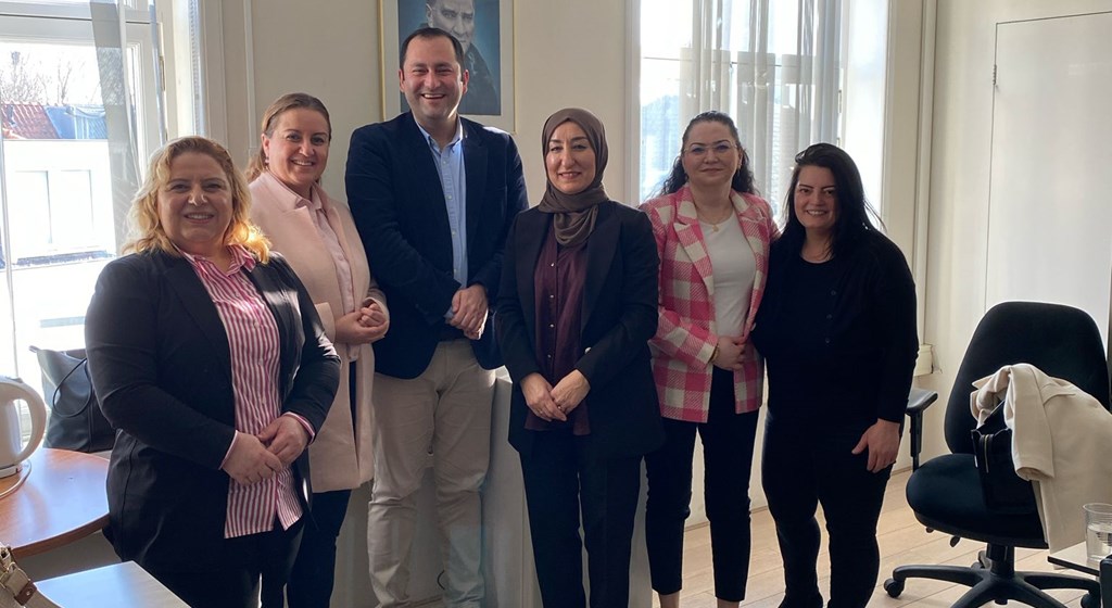 The Head and members of Netherlands Women’s Branch of MUSIAD (Independent Industrialists and Businessmen’s Association) visited Deventer Labour and Social Security Attaché’s Office on 29 January 2024.
