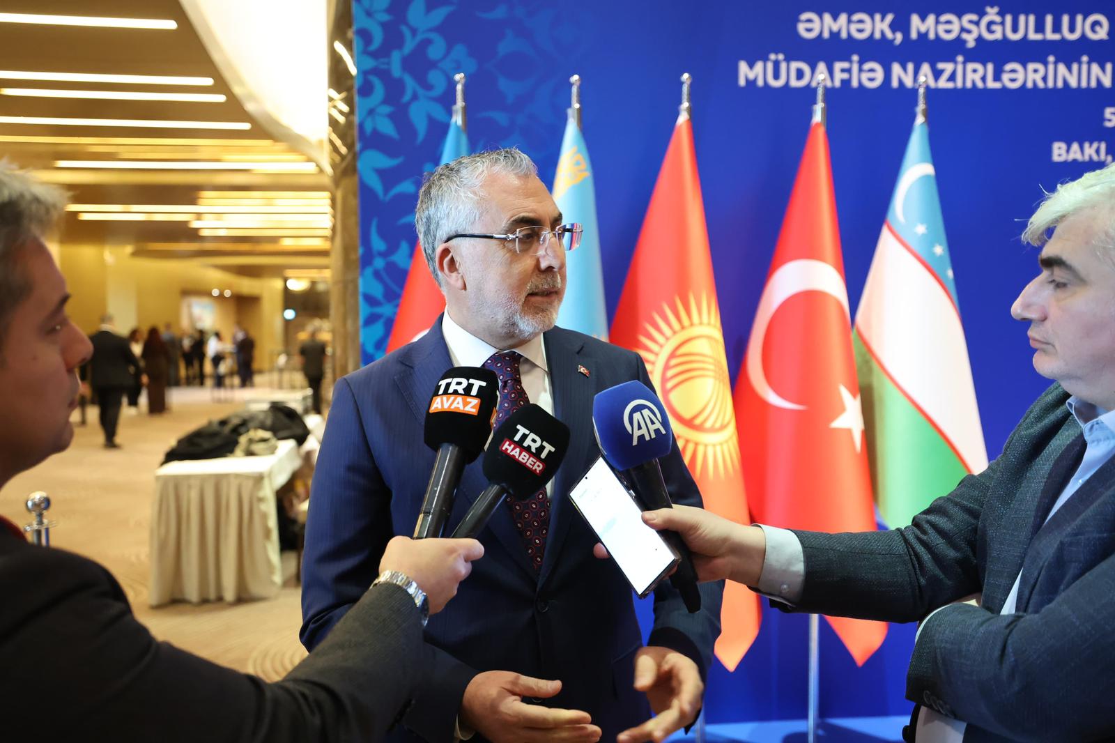 Çalışma ve Sosyal Güvenlik Bakanı Prof. Dr. Vedat Işıkhan, Türk Devletleri Teşkilatı Çalışma, İstihdam ve Sosyal Koruma Bakanları Toplantısına katıldı.