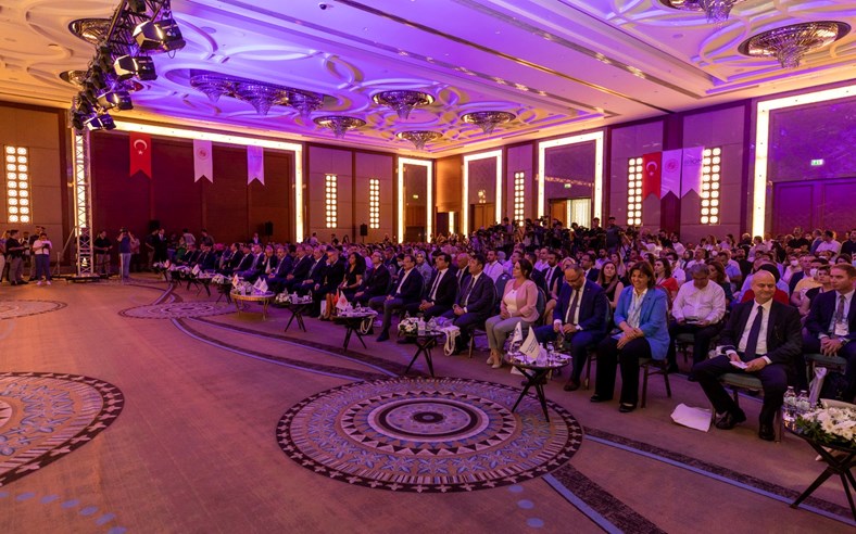 Çalışma ve Sosyal Güvenlik Bakanlığı üretim yapan işletmelerin daha verimli ve katma değerli üretim gerçekleştirmelerini ve ihracat odaklı istikrarlı büyümeye katkı sağlayacak nitelikli işgücünün istihdam edilmesini desteklemek amacıyla yeni bir istihdam modelini hayata geçirmiştir.