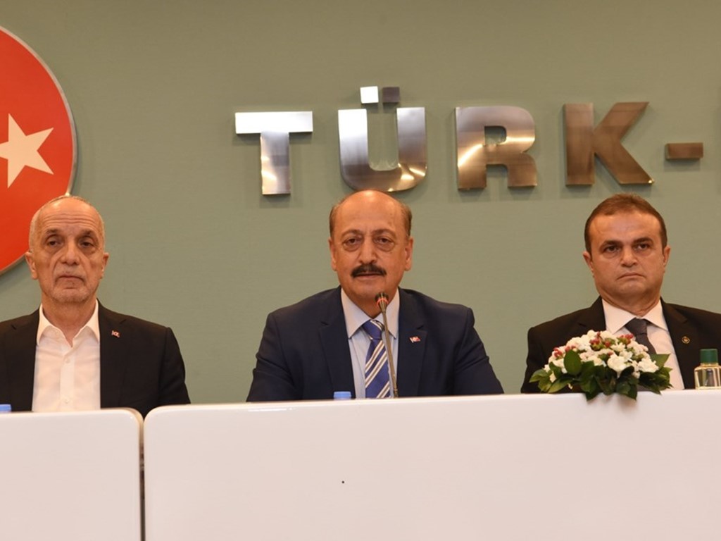 2021 Public Collective Bargaining Agreement Framework Protocol was signed