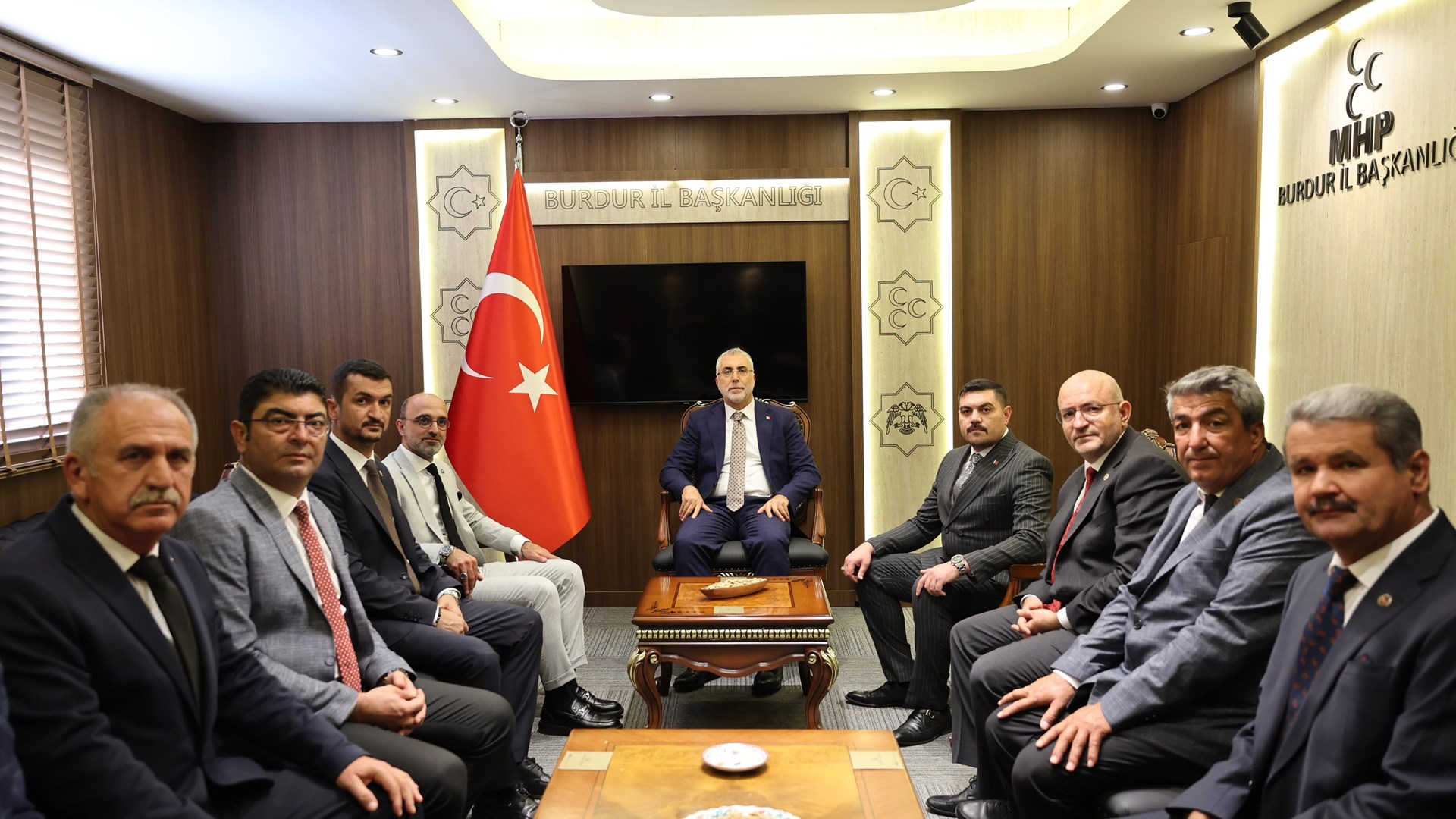 Bakan Işıkhan, Türkiye Yüzyılı Buluşmaları Kapsamında Burdur’da Ziyaretlerde Bulundu