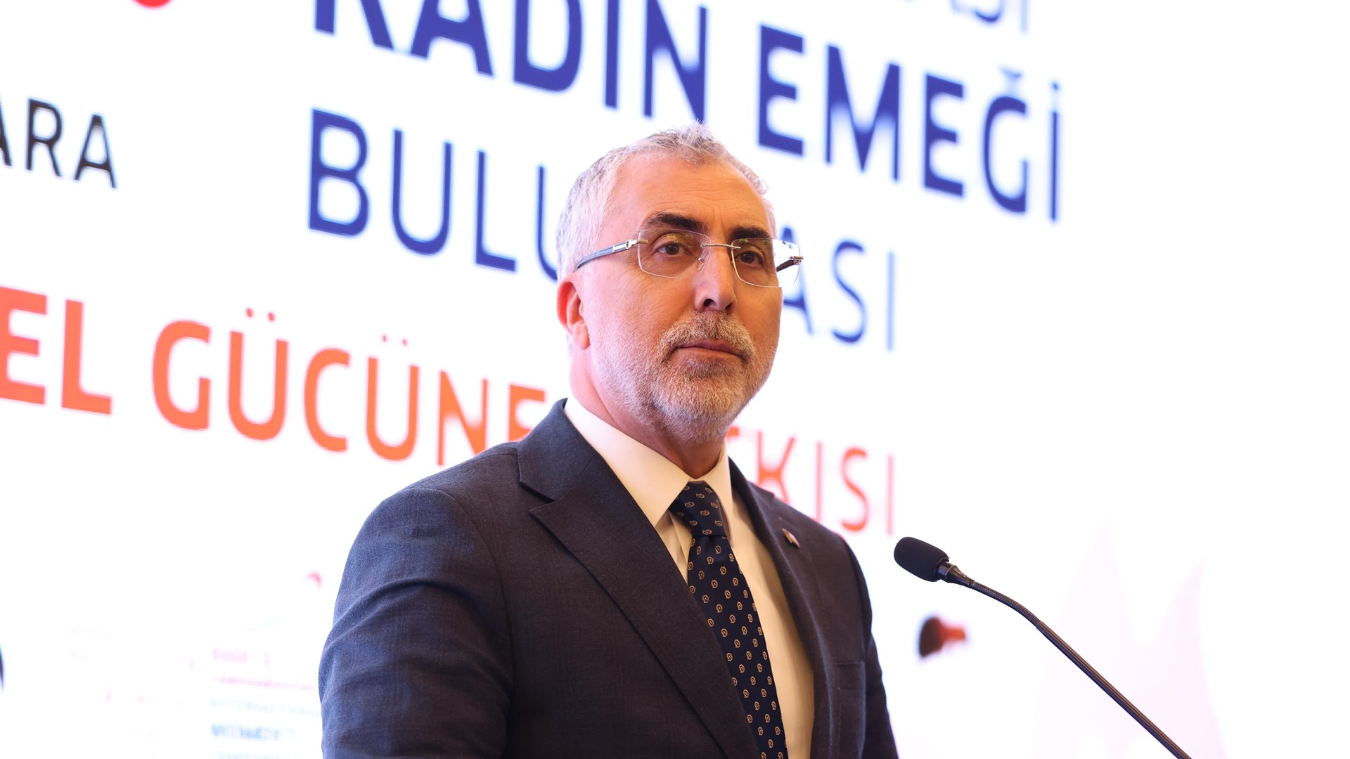 Bakan Işıkhan, HAK-İŞ’in 14. Uluslararası Kadın Emeği Buluşması Programı’na İştirak Etti