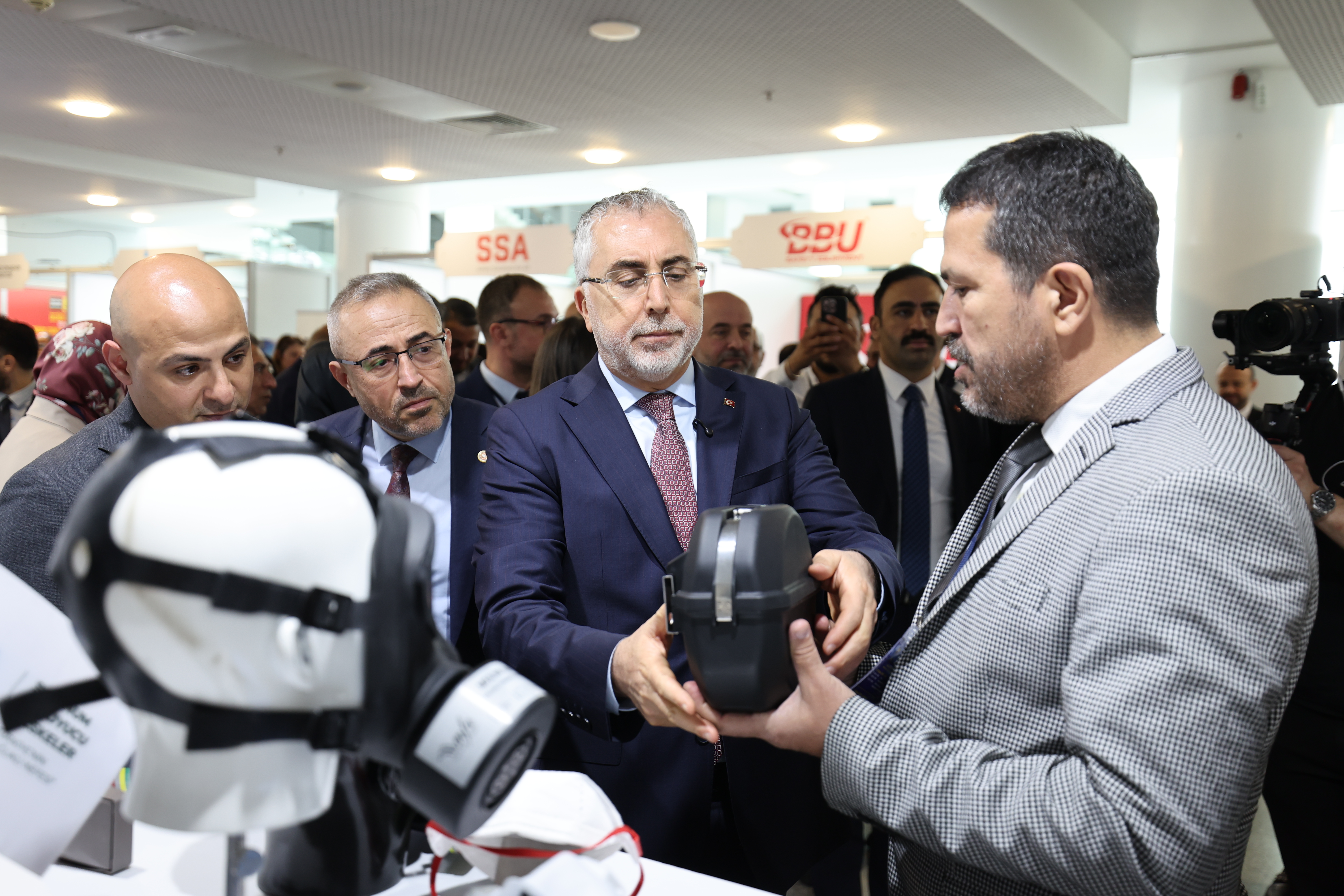 Bakan Işıkhan, 10. Uluslararası İş Sağlığı ve Güvenliği Konferansı’nda Konuştu