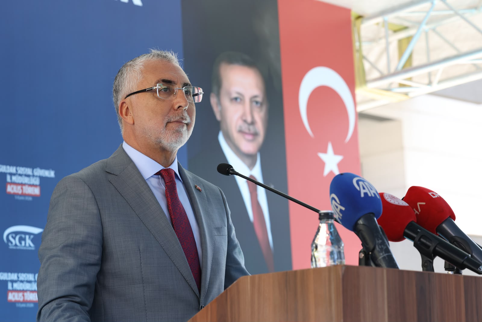 Bakan Işıkhan, Zonguldak’ta Ziyaretlerde Bulundu