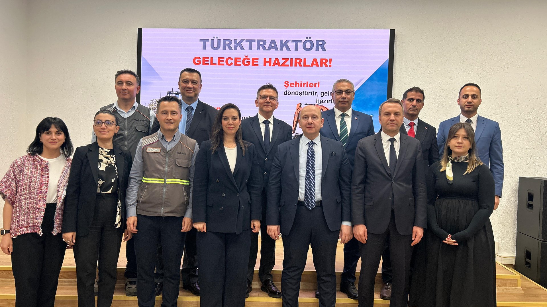 4-10 Mayıs İş Sağlığı ve Güvenliği (İSG) Haftası etkinlikleri çerçevesinde, 7 Mayıs 2025 tarihinde TürkTraktör A.Ş.’nin Ankara Fabrikası’na saha ziyareti düzenledik.