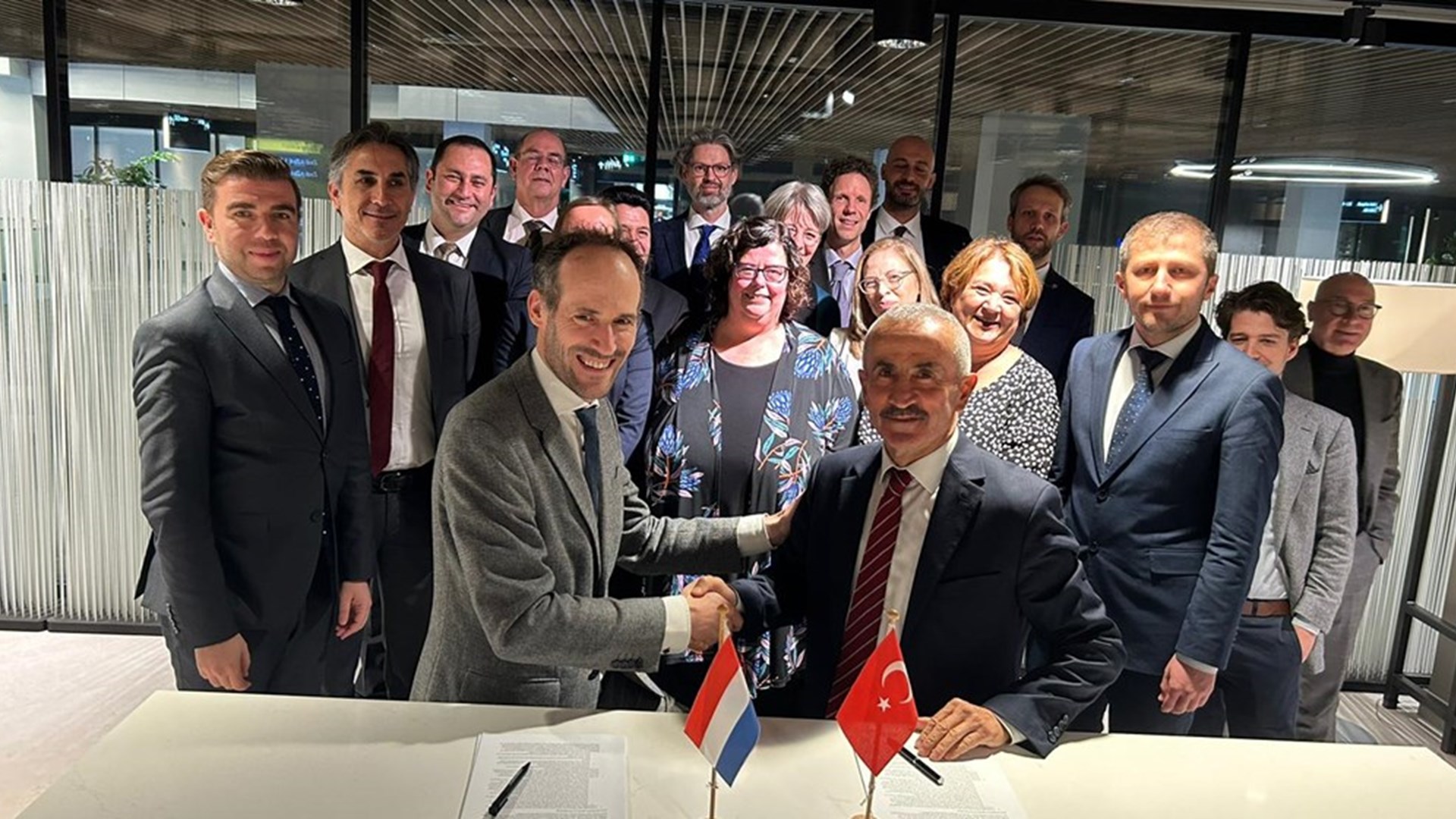 The fifth of the Contact Group Meetings organized for the purpose of strengthening and developing bilateral social security relations between Turkey and the Netherlands was held on 8-9 November 2023 in the Hague, the Netherlands.