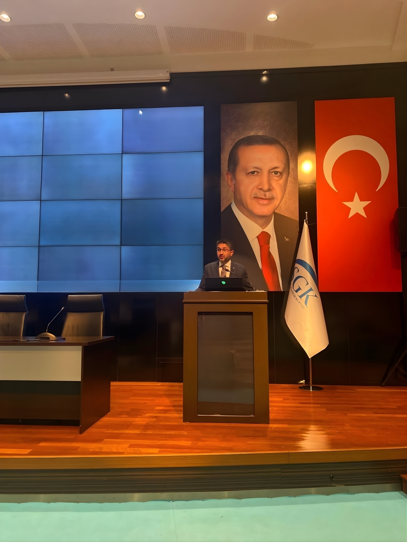 Within the scope of the “Hiya-MENA Initiative” which is organized by the German Agency for International Cooperation (Deutsche Gesellschaft für Internationale Zusammenarbeit – GIZ) on behalf of the German Federal Ministry for Economic Cooperation and Development (BMZ) and targeting Middle Eastern and North African countries, a workshop was hosted by our Ministry at the Social Security Institution Erdoğan Özen Meeting Hall on September 30, 2025.