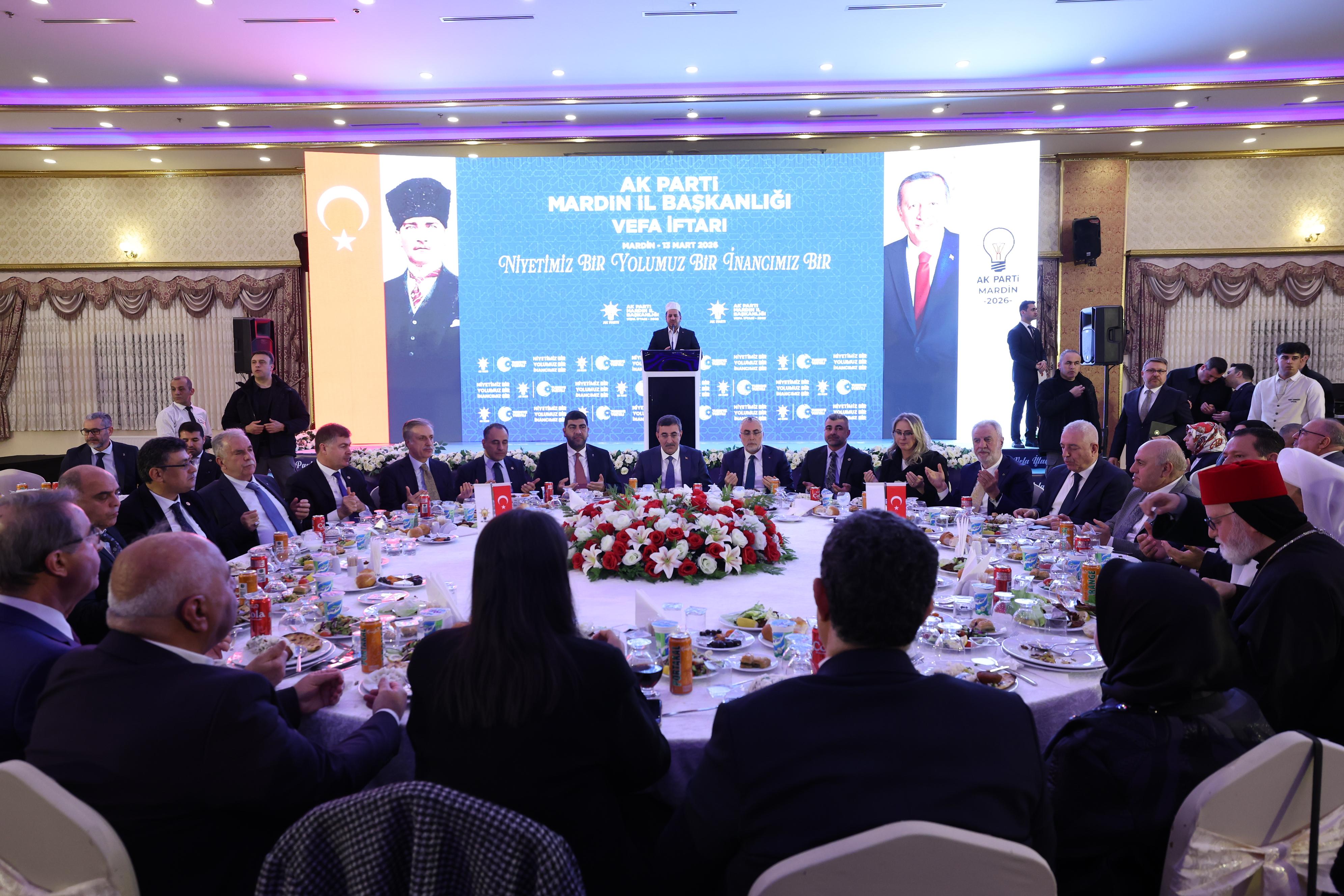 Bakan Işıkhan, Mardin’de Ziyaretlerde Bulundu