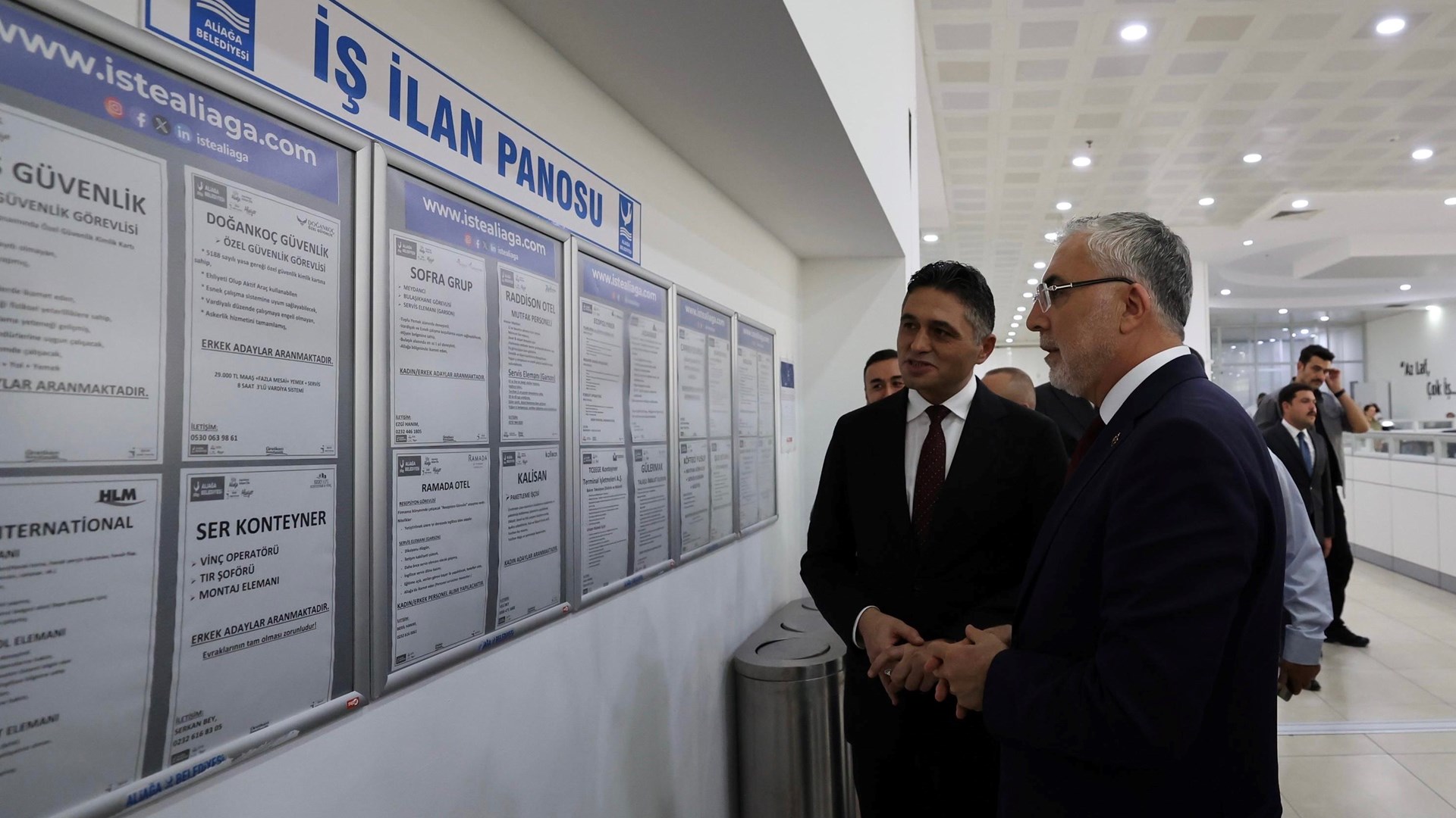 Bakan Işıkhan, İzmir’de Ziyaretlerde Bulundu