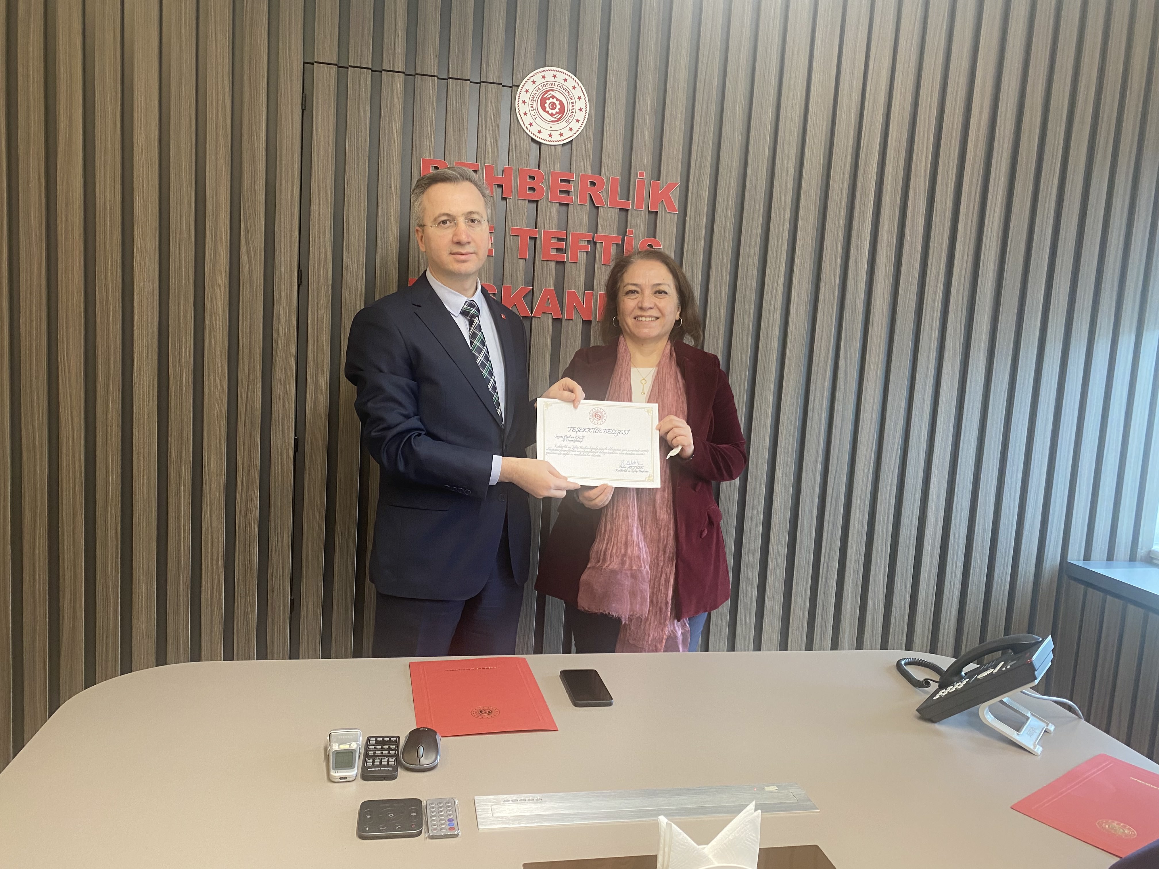 Emekliye Ayrılan İş Başmüfettişleri İçin Plaket ve Sertifika Teslim Töreni Düzenlendi 