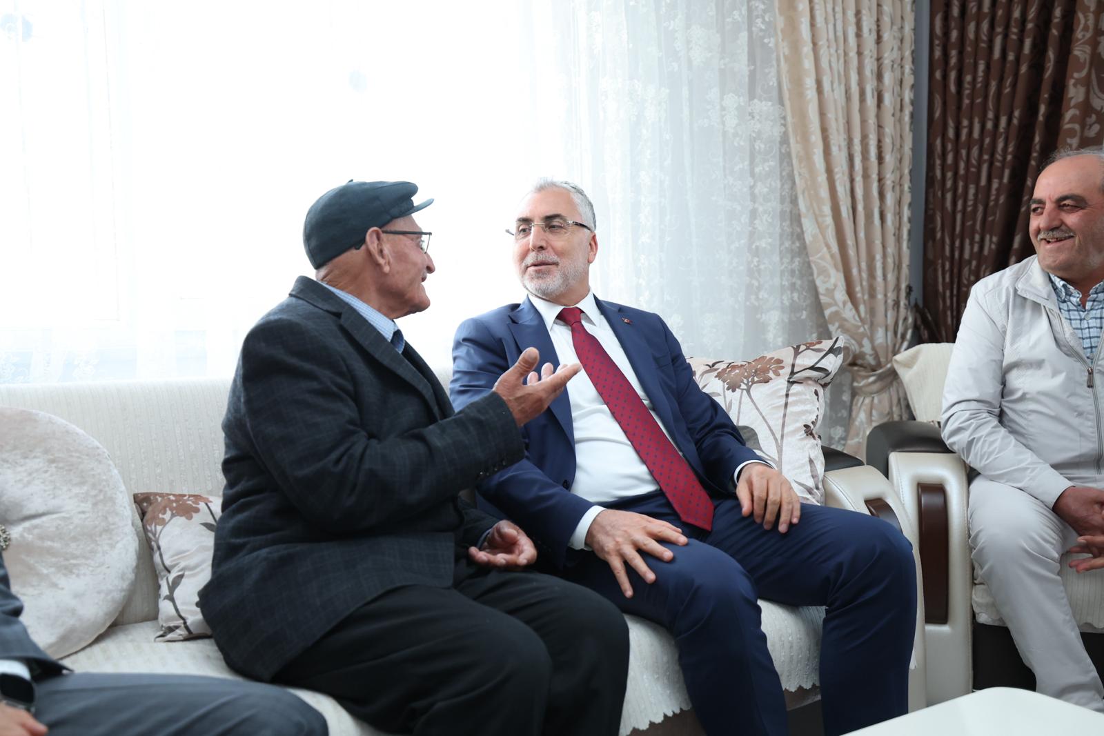 Bakan Işıkhan, Ardahan’da Ziyaretlerde Bulundu
