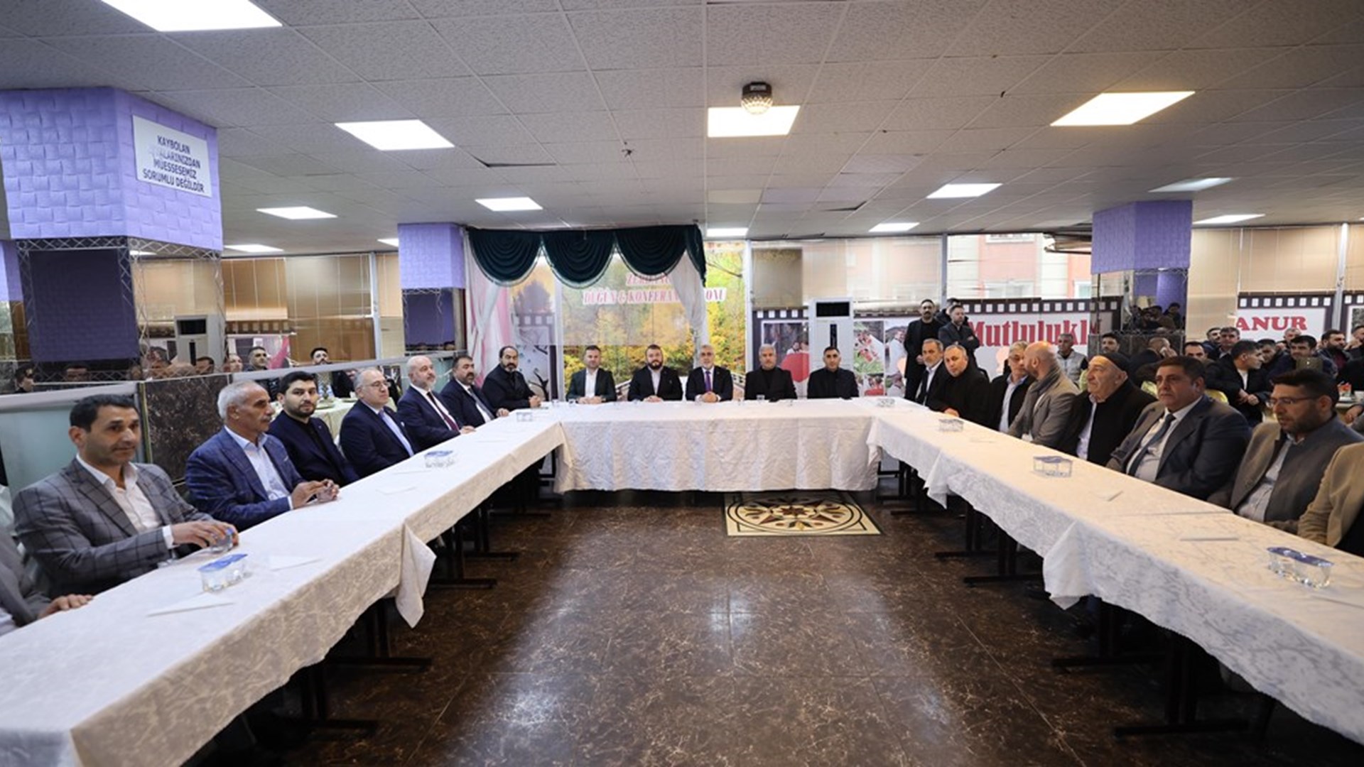 Bakan Işıkhan, İstanbul’da Ziyaretlerde Bulundu