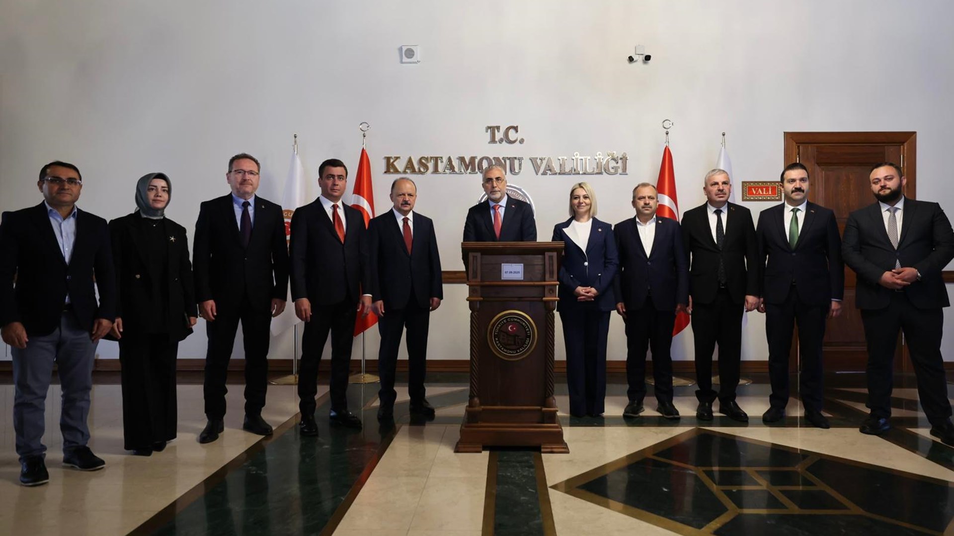 Bakan Işıkhan, Kastamonu’da Temaslarda Bulundu