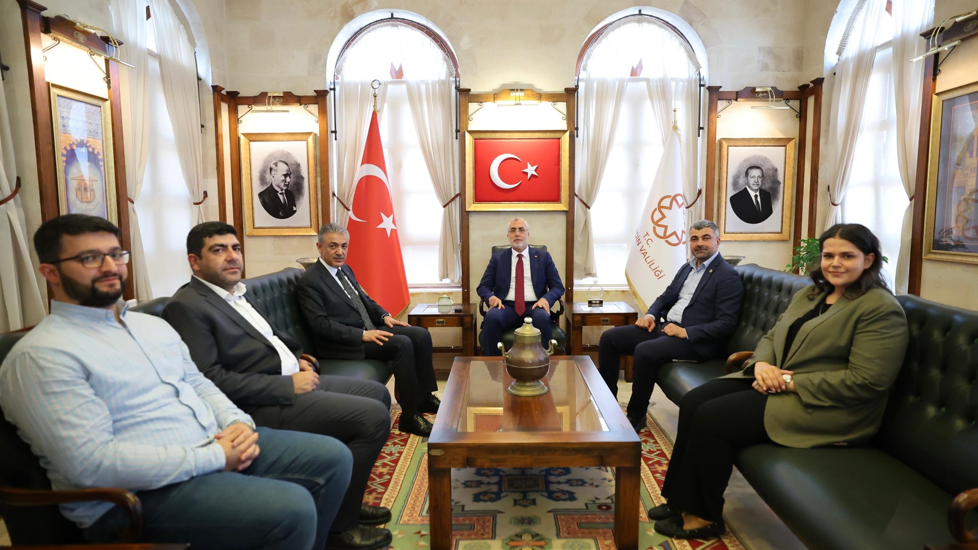 Bakan Işıkhan, Mardin’de Temaslarda Bulundu