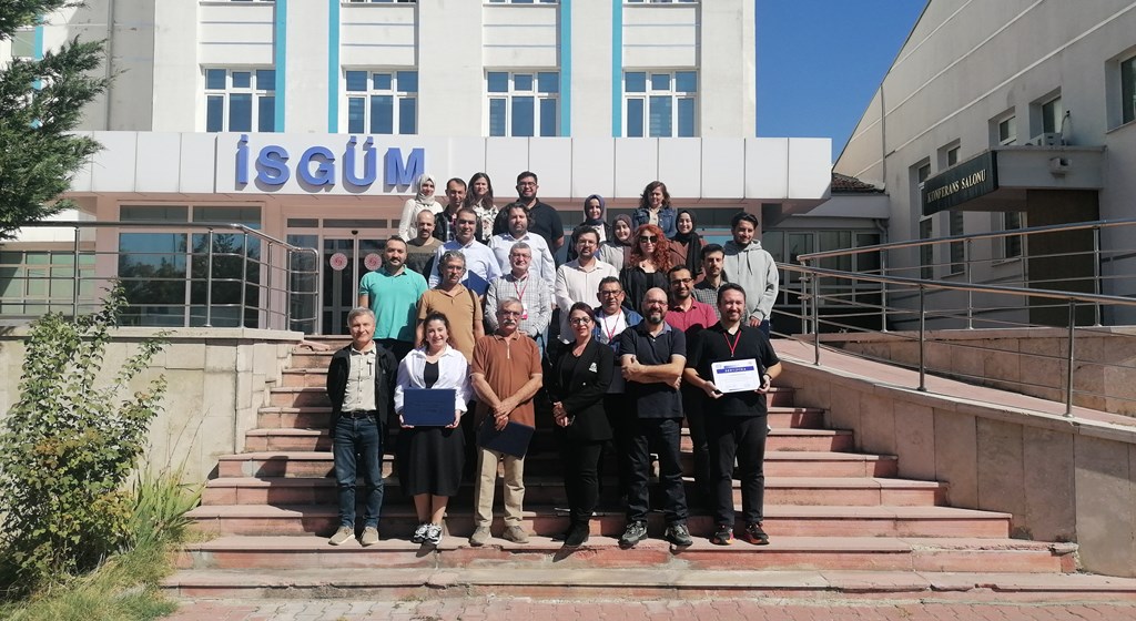 48. ILO Pnömokonyoz Radyografileri Uluslararası Sınıflandırma Okuyucu Eğitimini Tamamladık