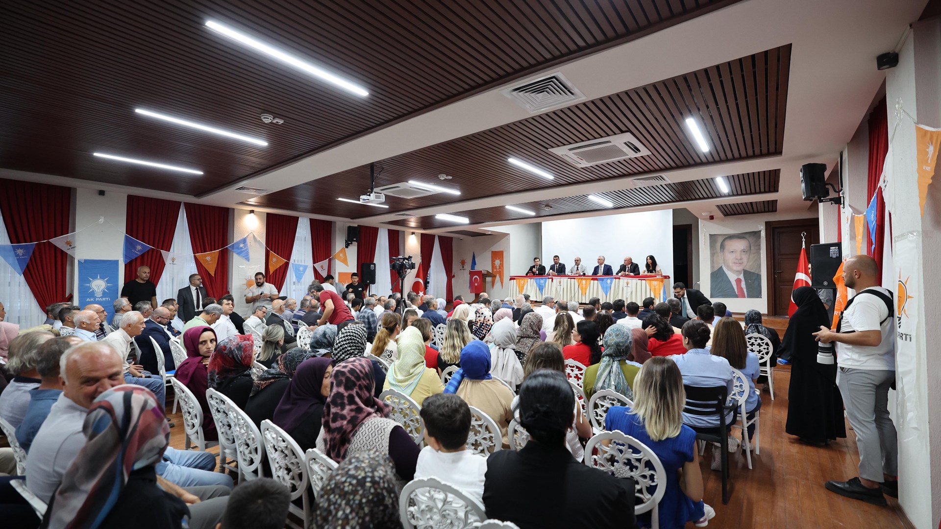 Bakan Işıkhan, Türkiye Yüzyılı Buluşmaları Kapsamında Burdur’da Ziyaretlerde Bulundu