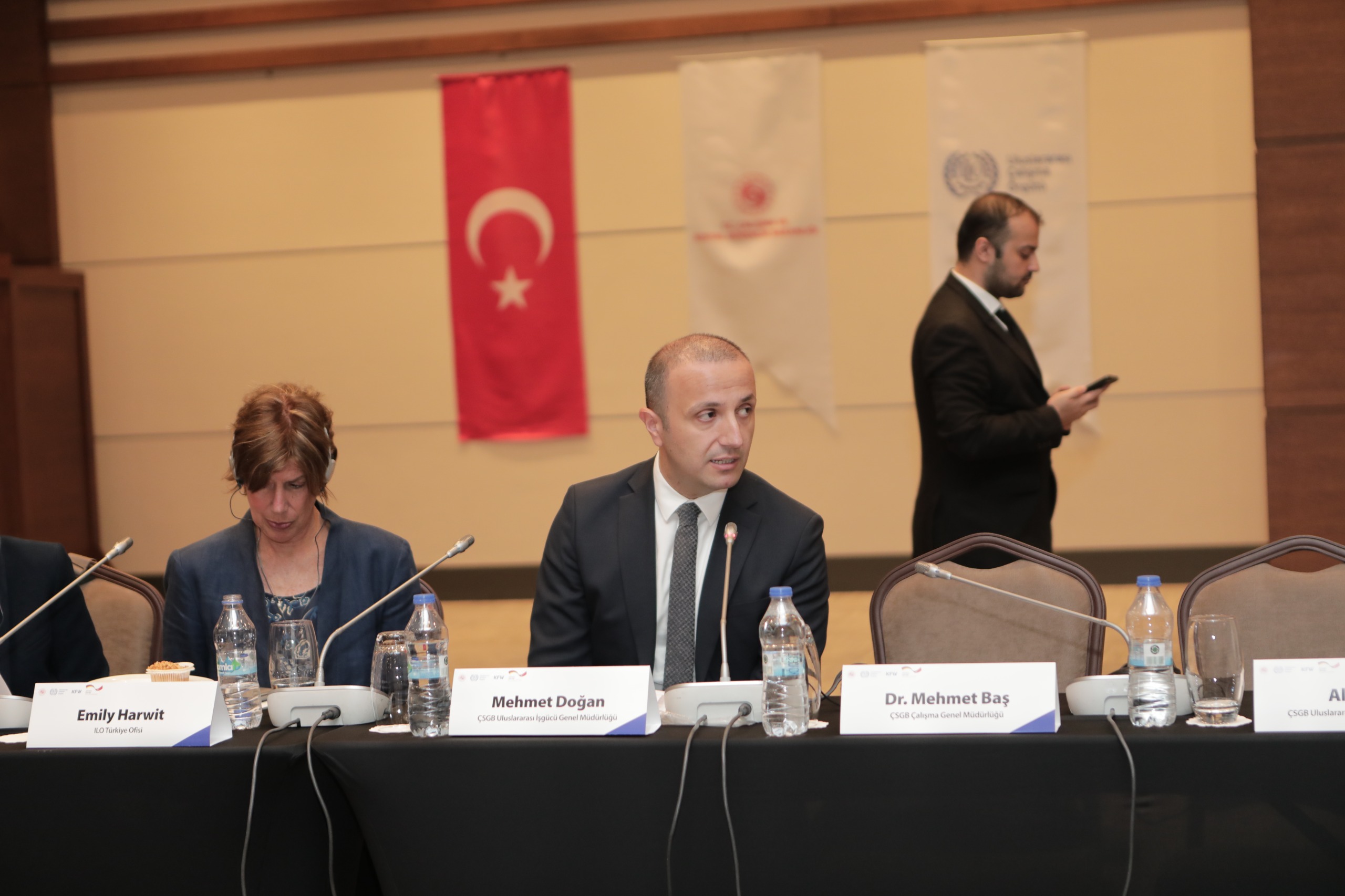 The Second Steering Committee Meeting of the "Project Promoting Decent Work For Syrians Under Temporary Protection and Turkish Citizens," financed by the KfW Development Bank and carried out in partnership with the International Labour Organization (ILO) and our Directorate General, was held on May 29 in Ankara with the participation of representatives from public institutions and non-governmental organizations.