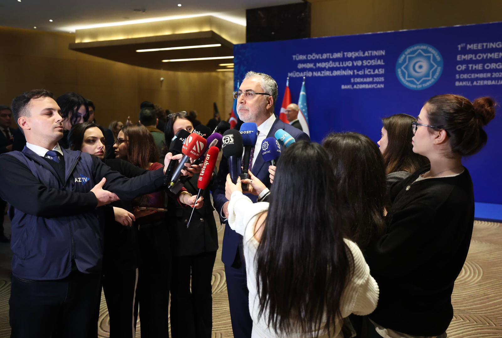 Çalışma ve Sosyal Güvenlik Bakanı Prof. Dr. Vedat Işıkhan, Türk Devletleri Teşkilatı Çalışma, İstihdam ve Sosyal Koruma Bakanları Toplantısına katıldı.