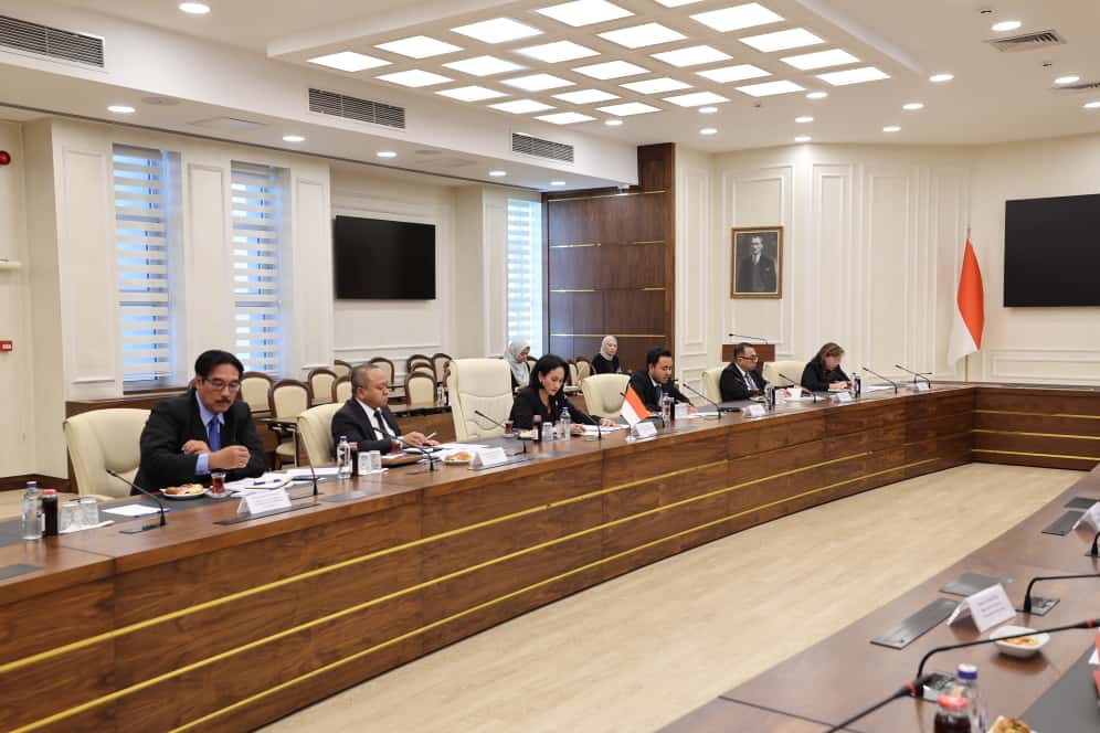 Our Deputy Minister Dr. Adnan ERTEM met with Christina ARYANI, Vice Minister of Republic of Indonesia for the Protection of Indonesian Migrant Workers (IMW)