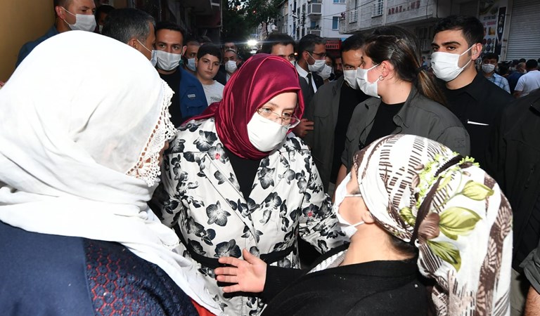 Bakan Selçuk: “İstanbul’da Selden Etkilenen Vatandaşlarımızın İhtiyaçlarını Karşılayacağız”
