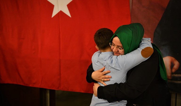Koruyucu Aile Seferberliği, Türkiye Sınırlarını Aştı
