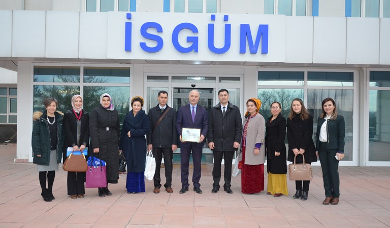 Türkmenistan'dan Gelen Heyet İSGÜM' ü Ziyaret Etti