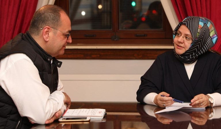 Bakanımız Sayın Zehra Zümrüt Selçuk Sabah Gazetesi’ne Sosyal Çalışma Programı ile İlgili Röportaj Verdi