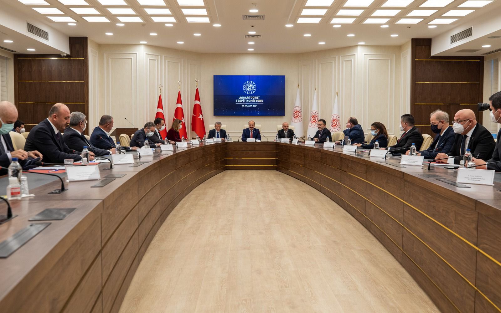 Asgari Ücret Tespit Komisyonu, Bakan Bilgin Başkanlığında İlk Toplantısını Yaptı