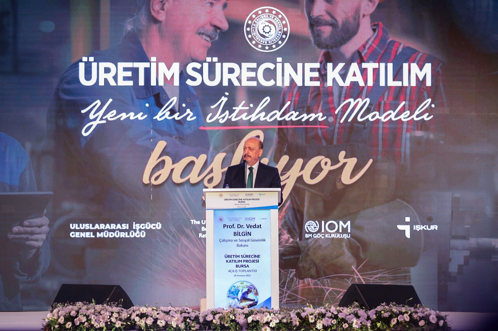 Bakan Bilgin Bursa’da “Yeni Bir İstihdam Modeli: Üretim Sürecine Katılım Programı”nın Tanıtım Toplantısına Katıldı