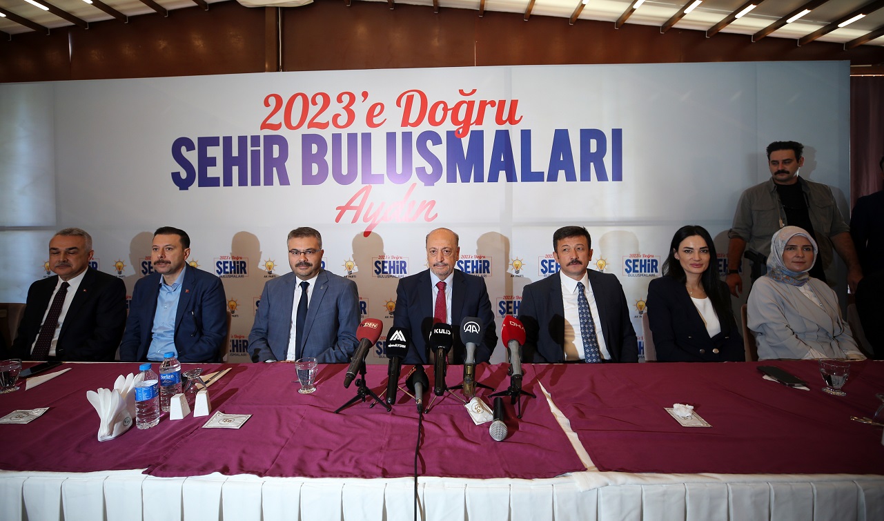 Bakan Bilgin, Aydın’da 2023’e Doğru Şehir Buluşmaları Programına Katıldı
