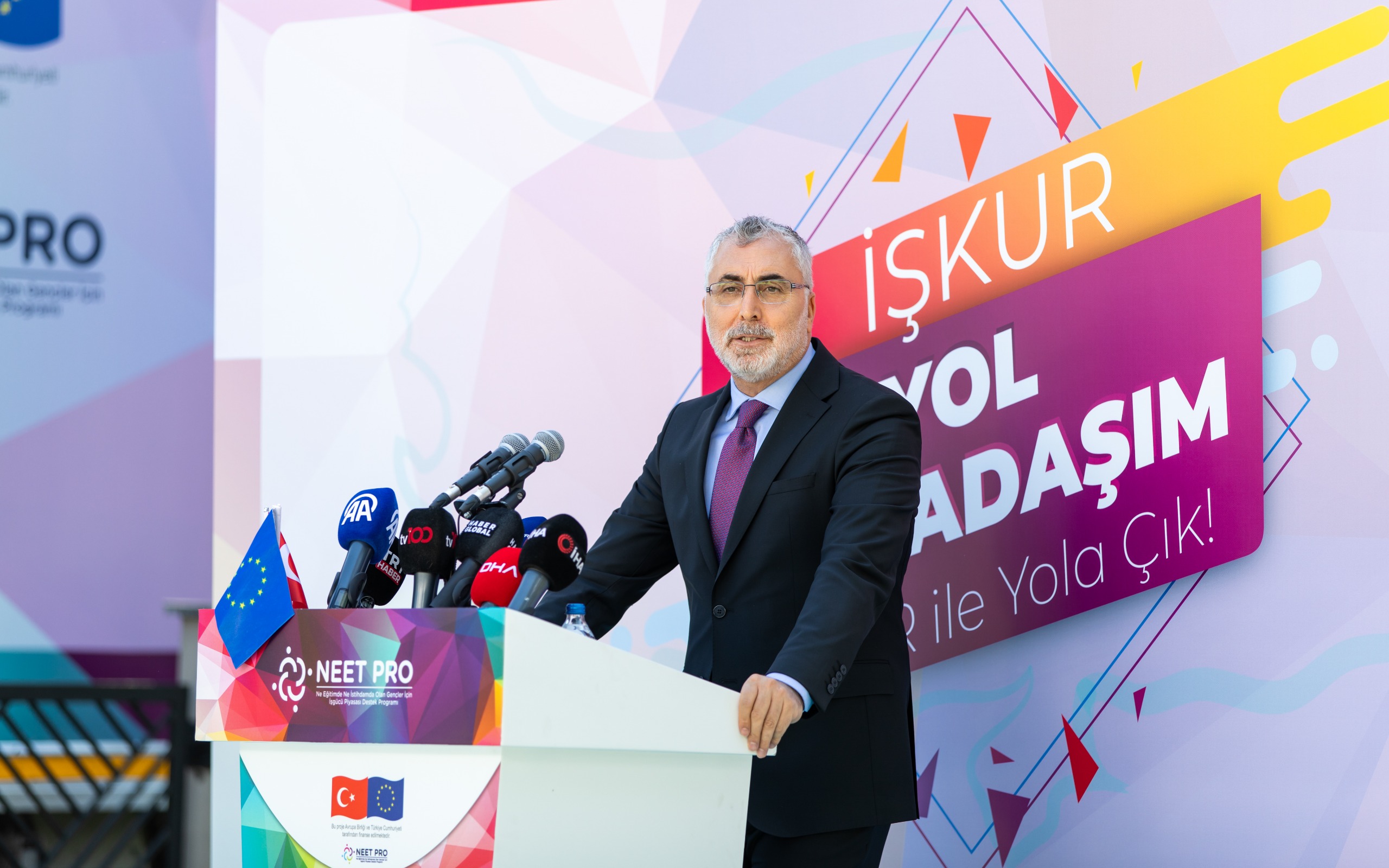 Çalışma ve Sosyal Güvenlik Bakanı Prof. Dr. Vedat Işıkhan, “İŞKUR Yol Arkadaşım” Kampanyası Açılış Töreni’ne Katıldı