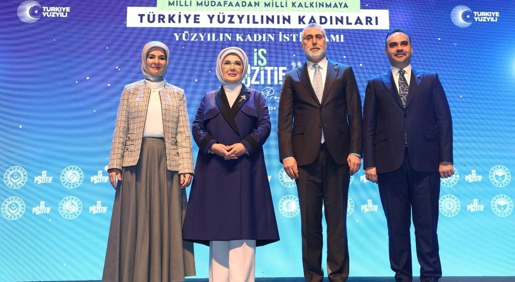 “Milli Müdafaadan Milli Kalkınmaya Türkiye Yüzyılı’nın Kadınları Yüzyılın Kadın İstihdamı İş-Pozitif Tanıtım Programı” AKM’de Gerçekleştirildi